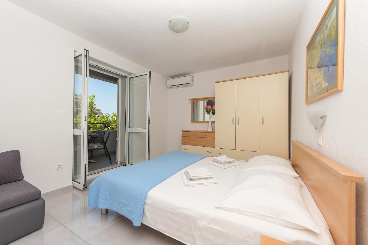 Apartments M&A Makarska Buitenkant foto